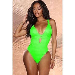 Fashion Nova Sandy Moment One Piece Swimsuit